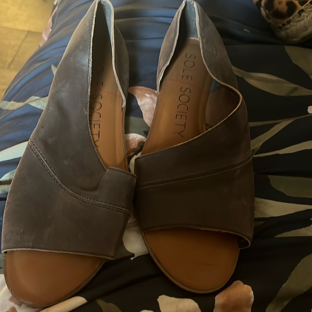 Brown flats